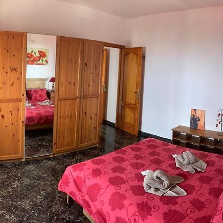 منزل الضيف Fasnia  في Naomi'S House المظهر الخارجي الصورة